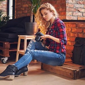 how to wear boots with jeans