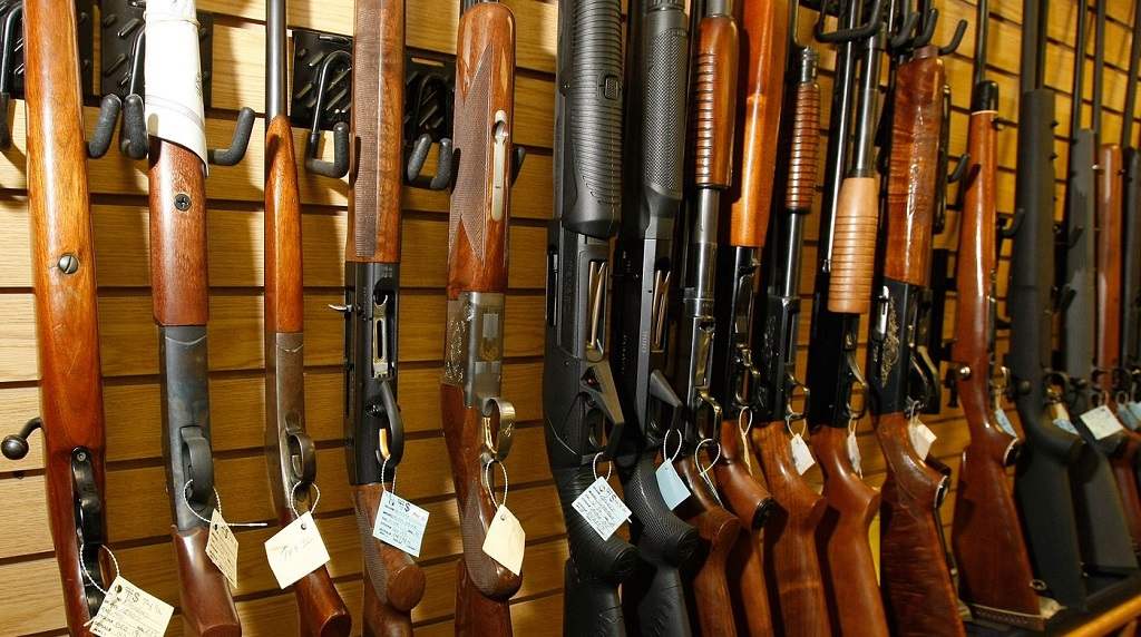 Shopping for Guns: Ways Not to Be Intimated