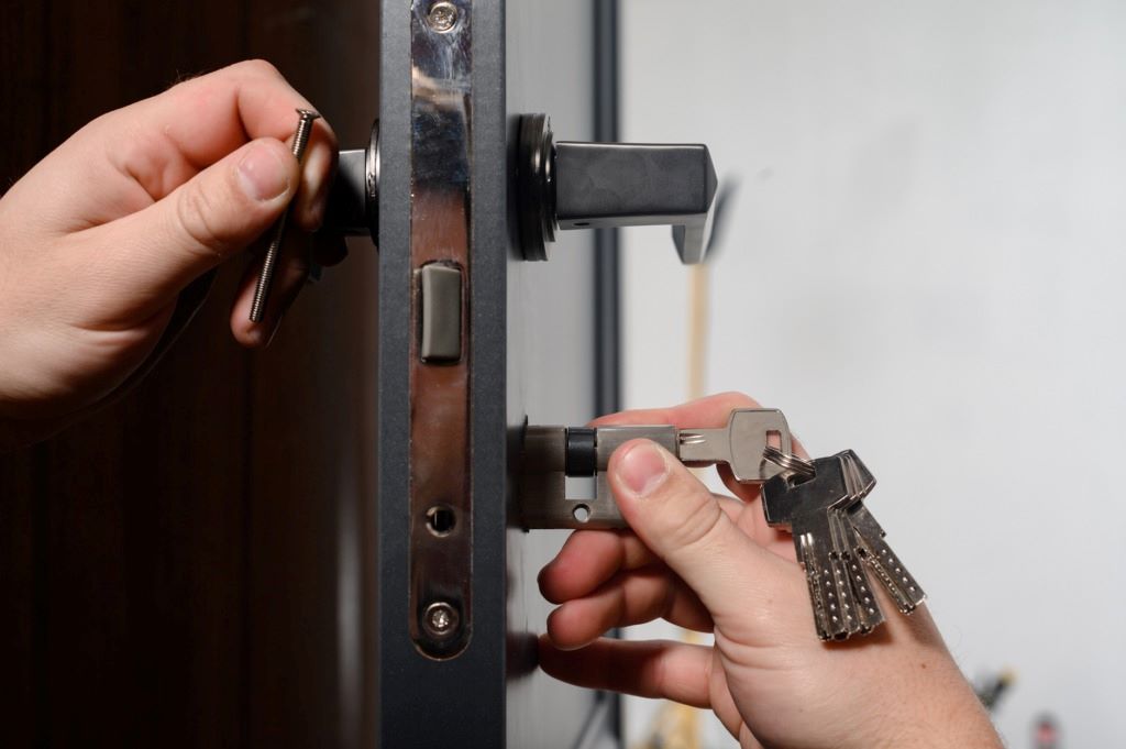 The Role of Locksmiths in Home Safety